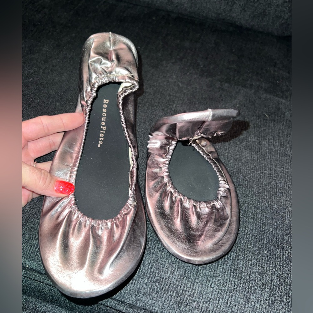 Rescue Flats, size large